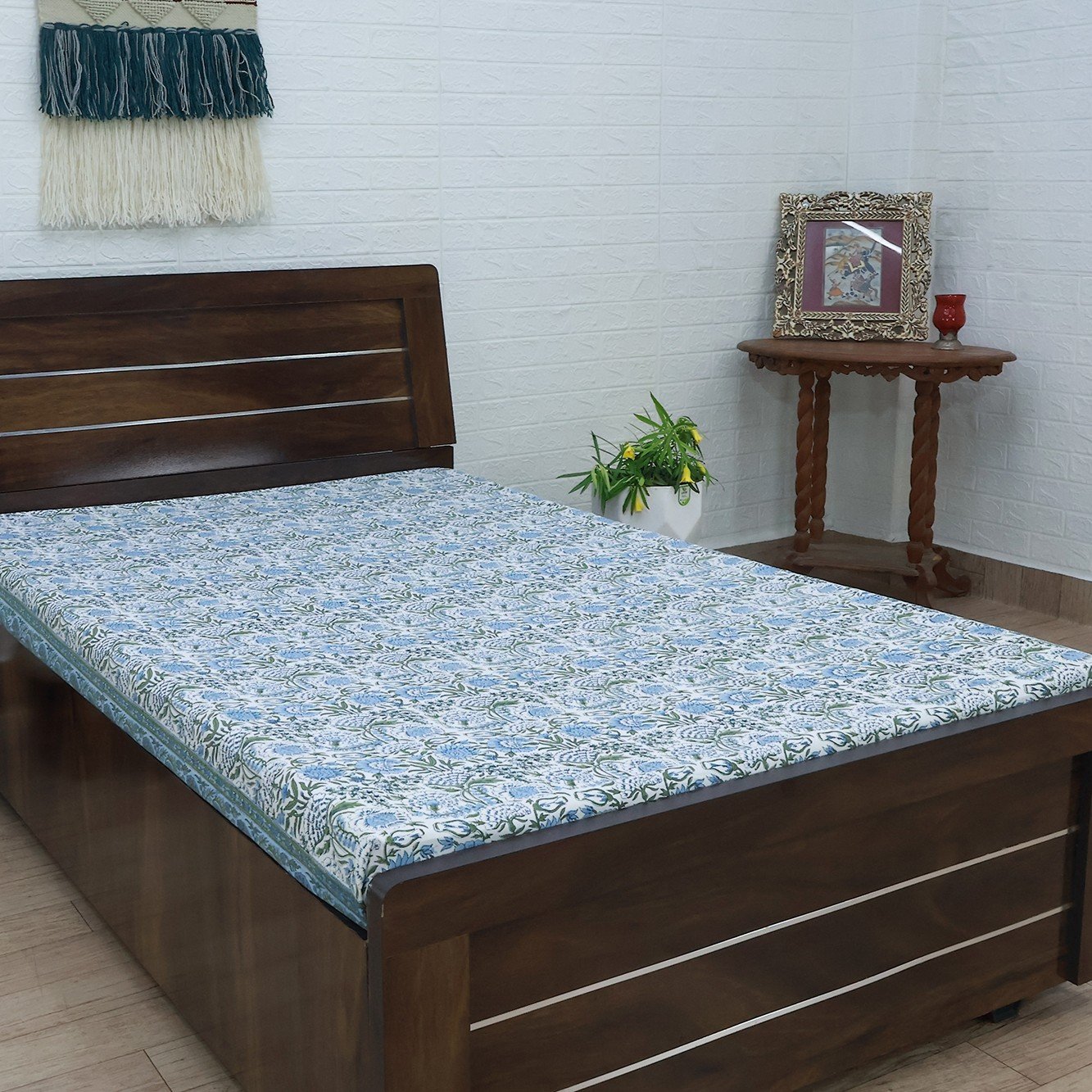Traditional Handcrafted Cotton Bedsheet HG-BS-05