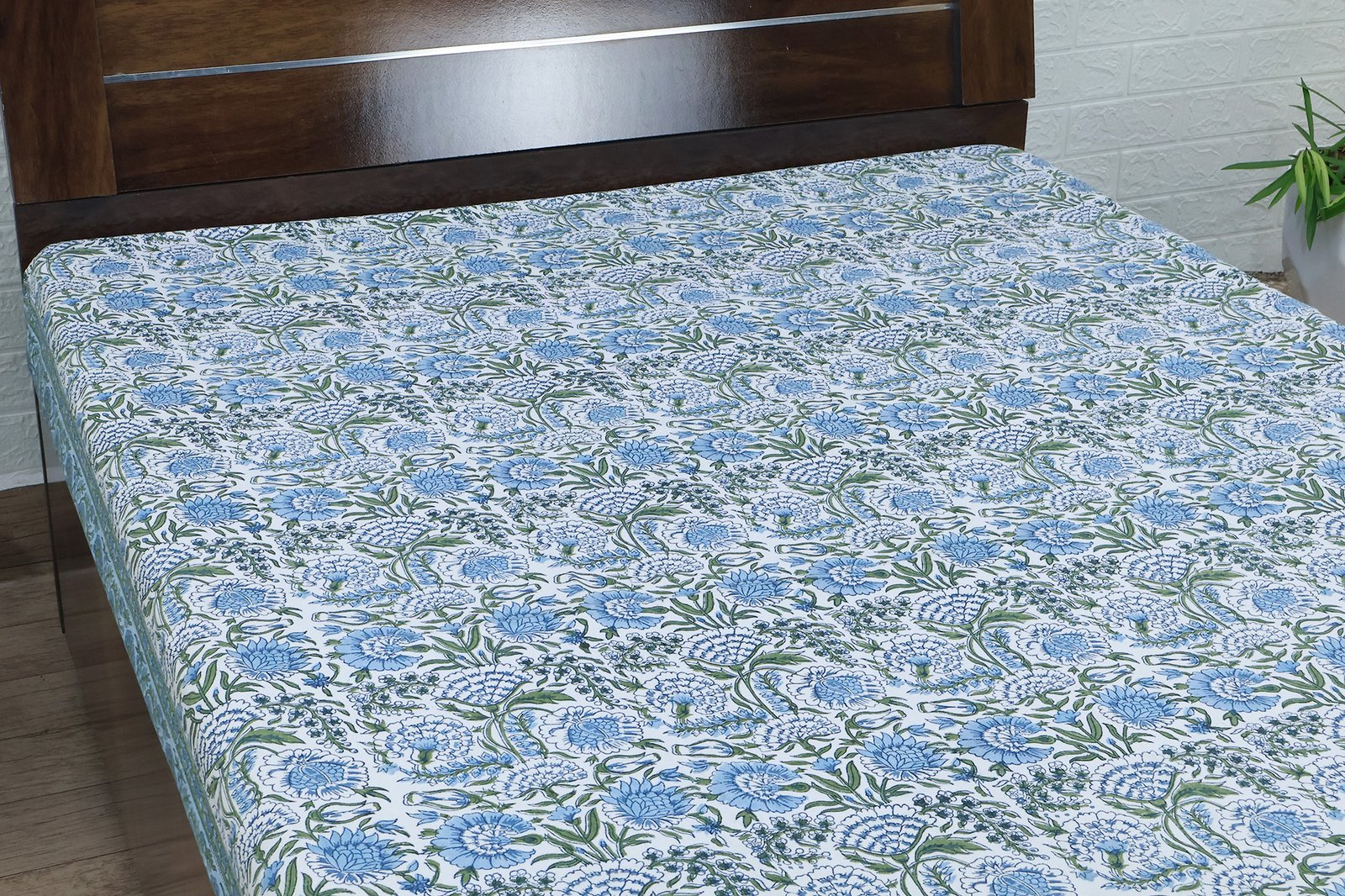 Traditional Handcrafted Cotton Bedsheet HG-BS-05 - Image 4