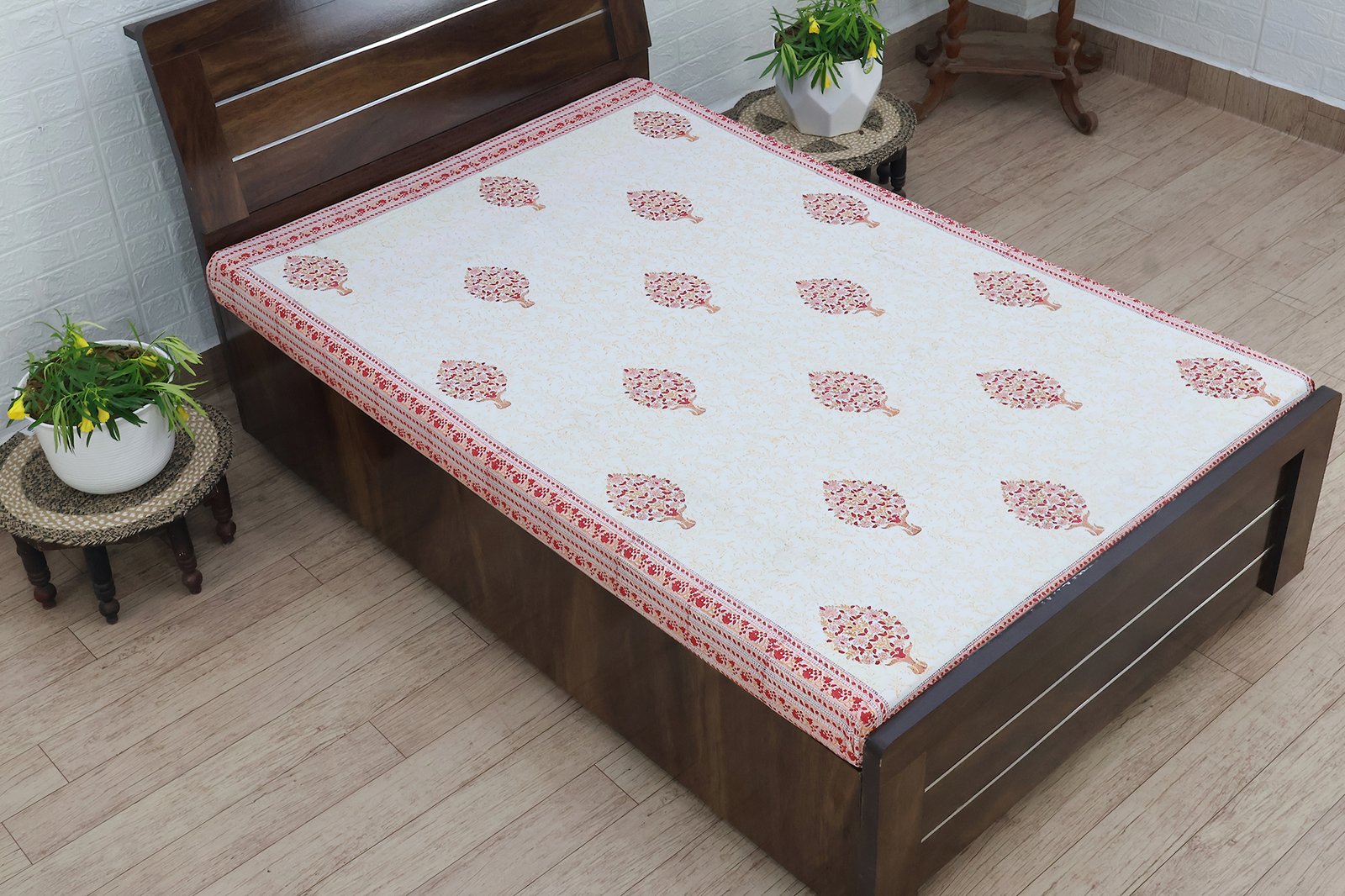 Ethnic Floral Hand Block Printed Bedsheet HG-BS-07 - Image 5