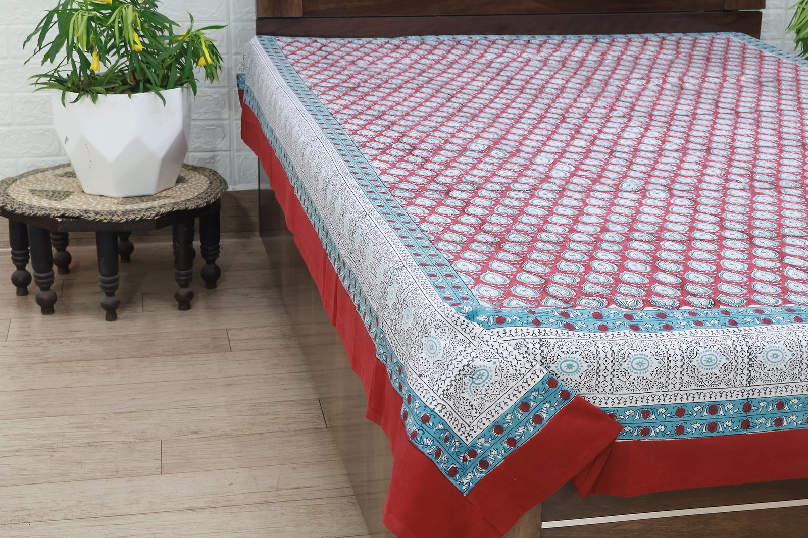 Elegant Floral Hand Block Printed Bedsheet HG-BS-09 - Image 2