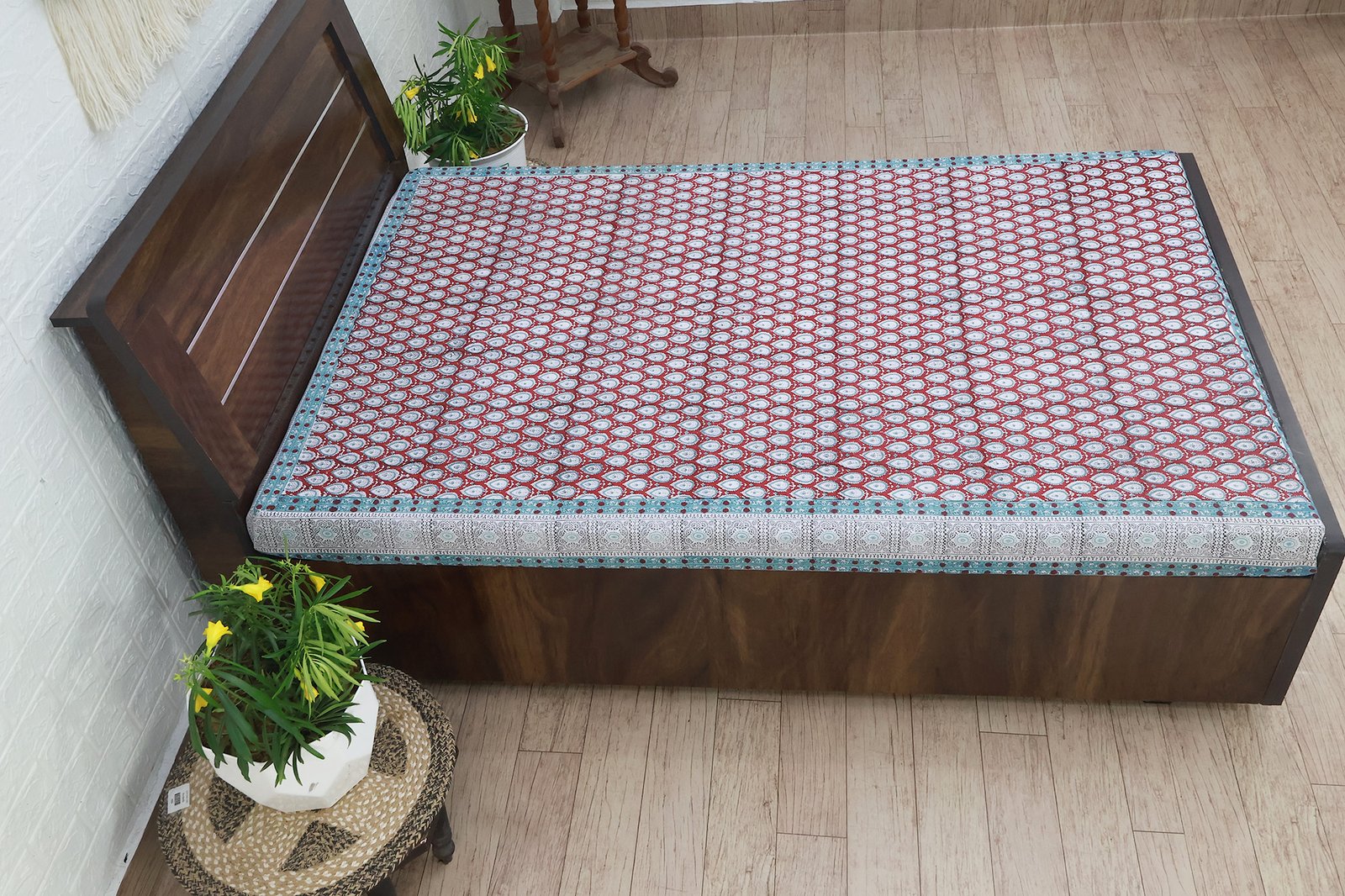 Elegant Floral Hand Block Printed Bedsheet HG-BS-09 - Image 5