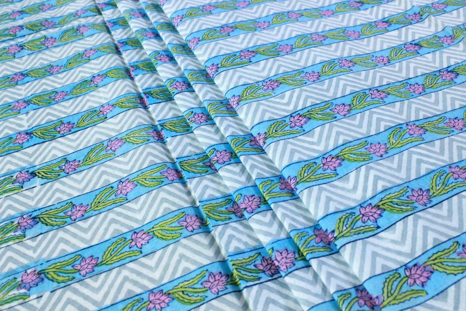 Handmade Indian Block Print Cotton Fabric HG-FB-1465 - Image 2