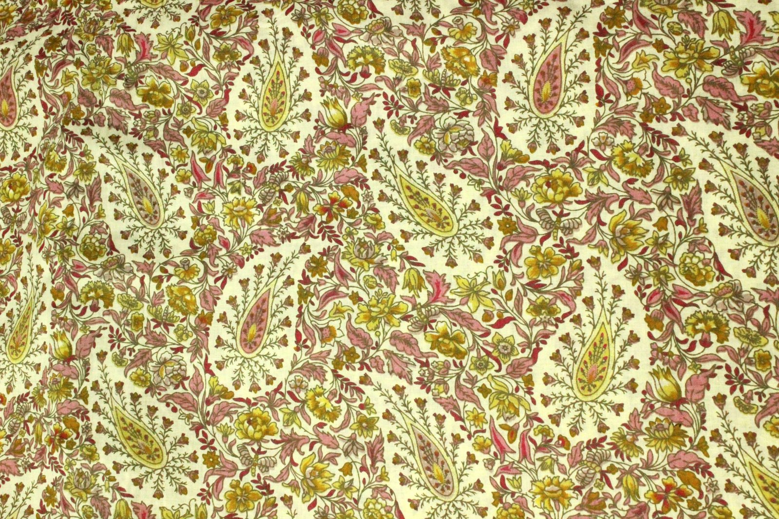 Traditional Indian Handcrafted Cotton Fabric HG-FB-1467 - Image 3